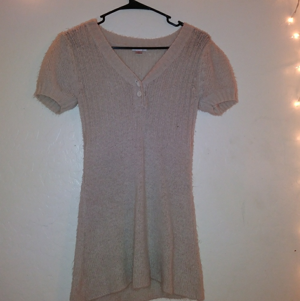 Knitted white shirt